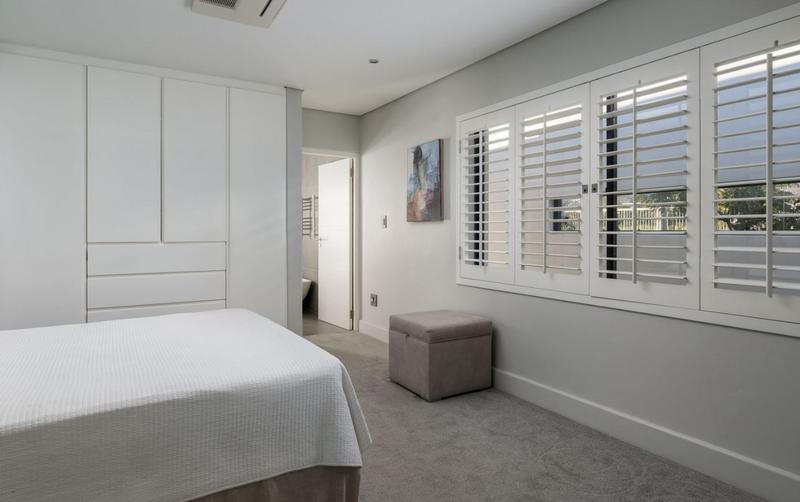 8 Bedroom Property for Sale in Somerset West Western Cape